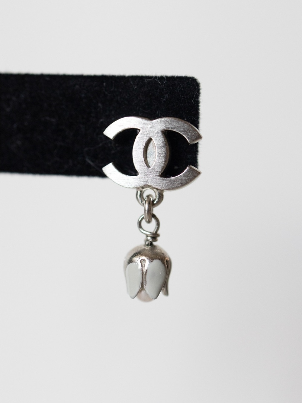CHANEL Silver CC Logo Tulip Drop Earring 05A 1”